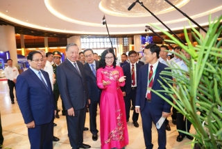 Tổng Bí thư Tô Lâm ấn tượng với thành tựu nghiên cứu, đào tạo của Học viện Nông nghiệp Việt Nam