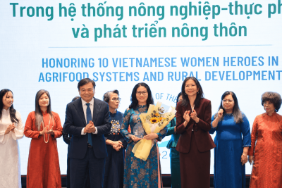 GS.TS. Nguyễn Thị Lan được tôn vinh vì đóng góp cho nông nghiệp bền vững